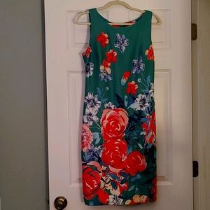 Dress sleeveless